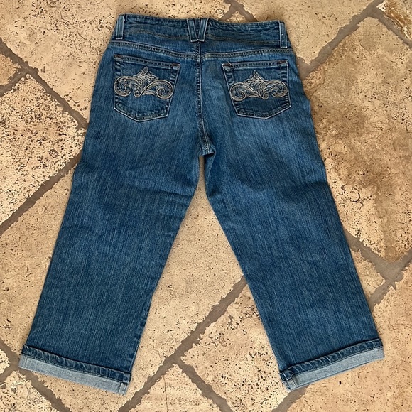 ROCKIES Cropped Jeans! - Picture 6 of 7